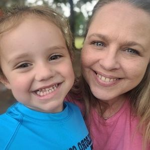 Meet your Posher, Deana